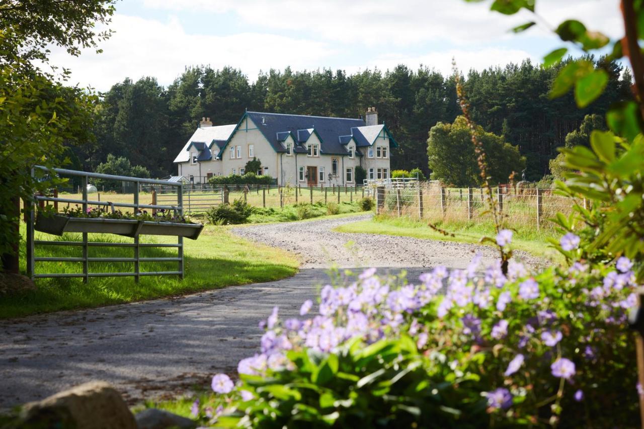 Daviot Lodge Kültér fotó